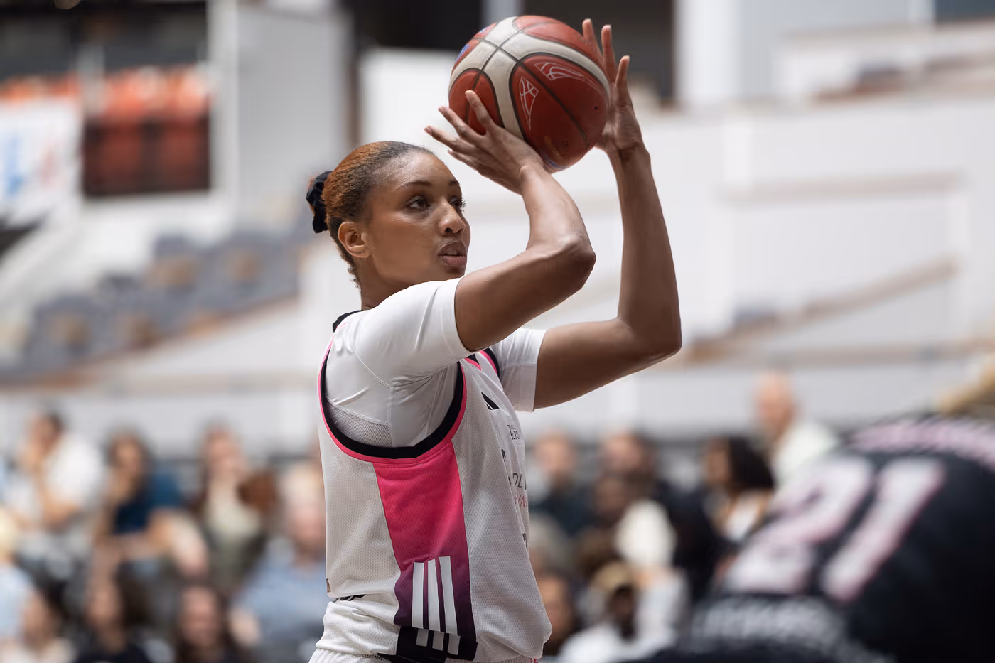 Article   Playdowns J03 Lbwl