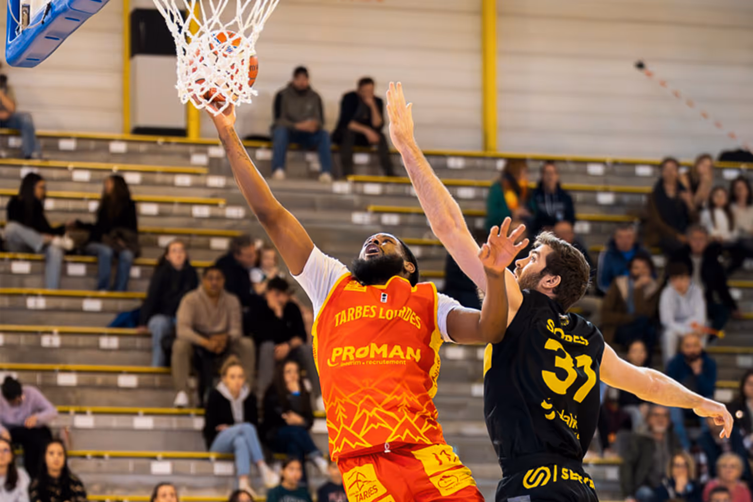 Embouteillage dans la course aux playoffs et au maintien