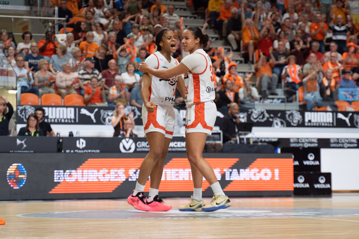 Finale inédite entre Basket Landes et Bourges