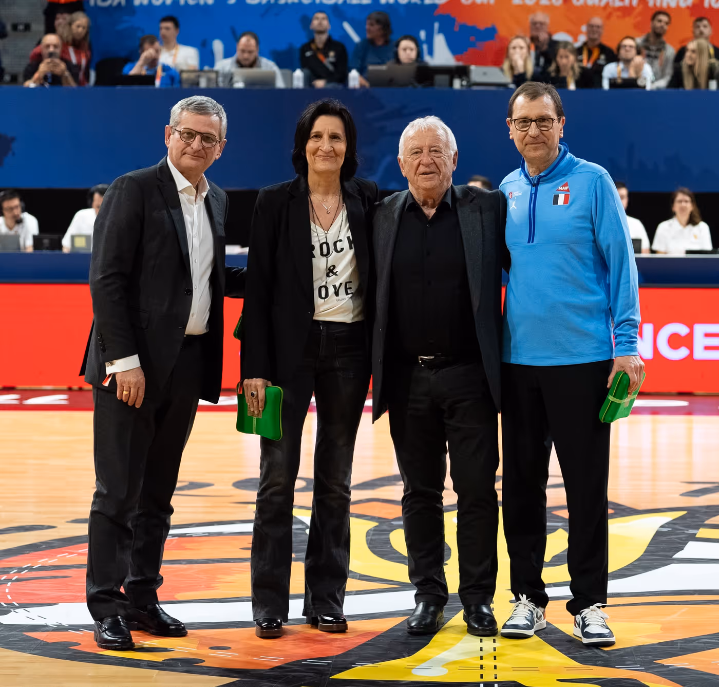 Entraîneurs Equipe de France féminine hommage 